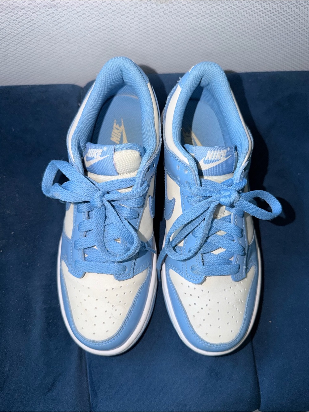 Nike Kids Low-Top Sneakers in Sky Blue and White